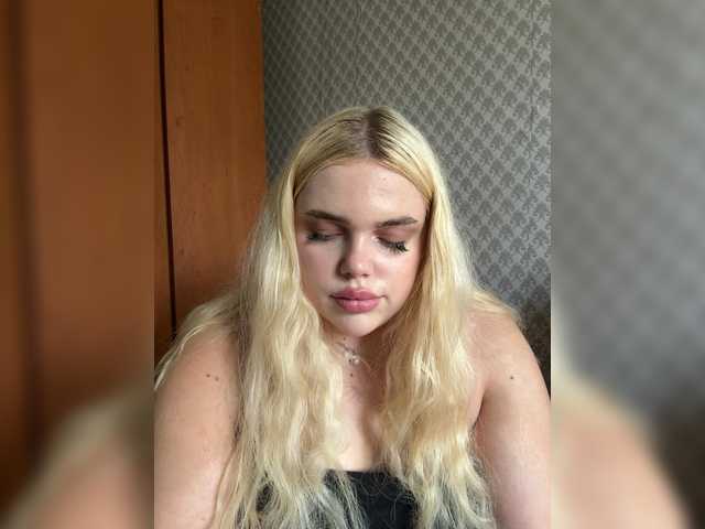 VXETU live webcam show