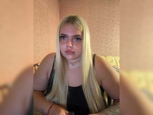 VXETU live cam on BongaCams