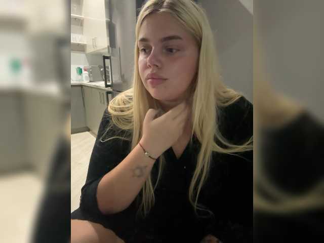 VXETU live cam on BongaCams