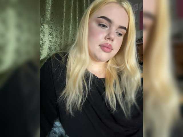 VXETU live cam on BongaCams
