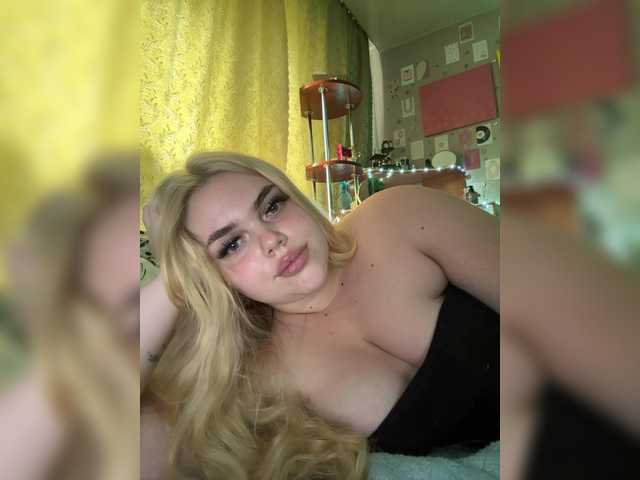 VXETU live cam on BongaCams