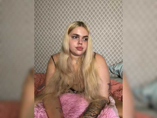 VXETU live cam on BongaCams