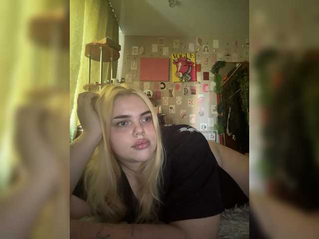 VXETU live cam on BongaCams