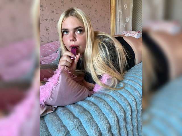 VXETU live cam on BongaCams