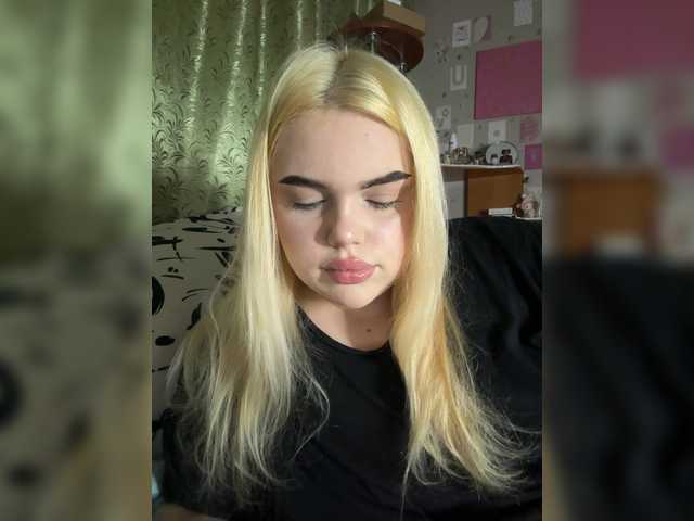 VXETU live cam on BongaCams