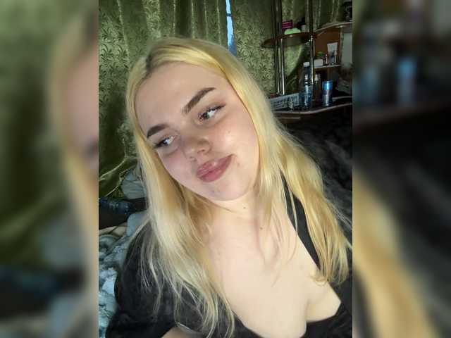 VXETU live cam on BongaCams