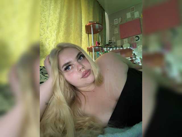 VXETU live cam on BongaCams