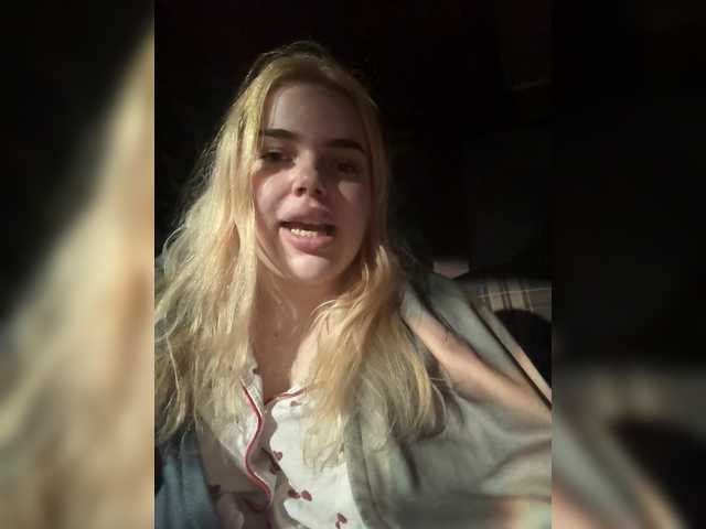 VXETU's BongaCams show and profile