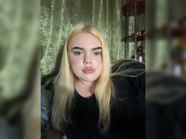 VXETU live cam on BongaCams