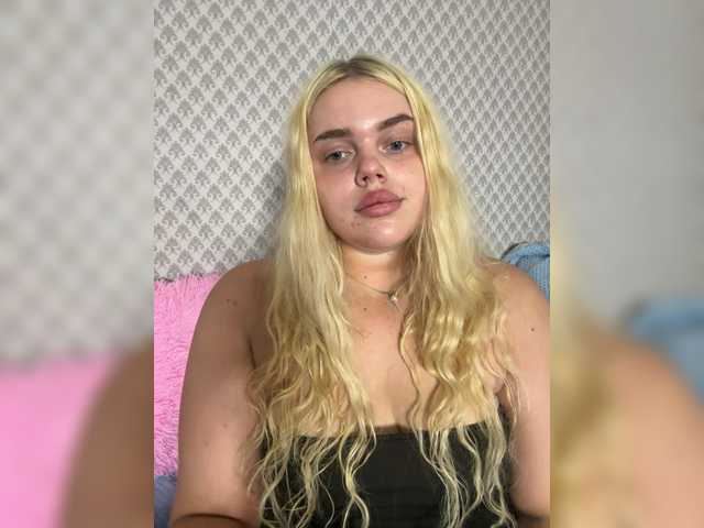 VXETU live cam on BongaCams