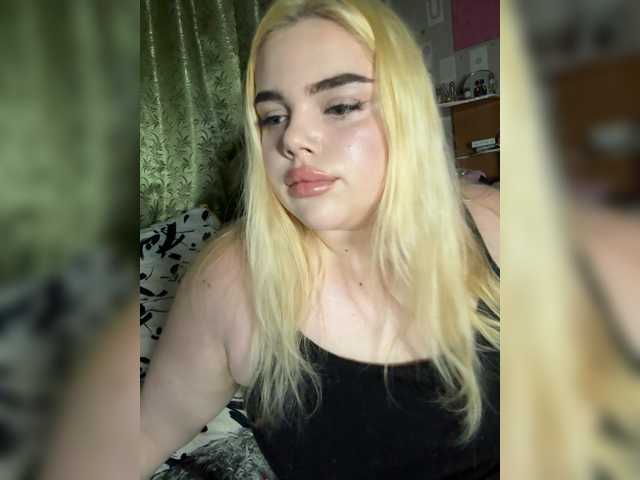 VXETU live cam on BongaCams