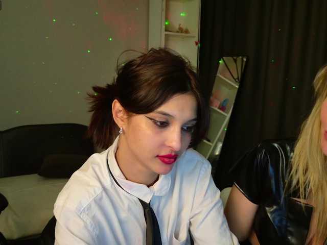  Eva-Sterling-alisa chat room