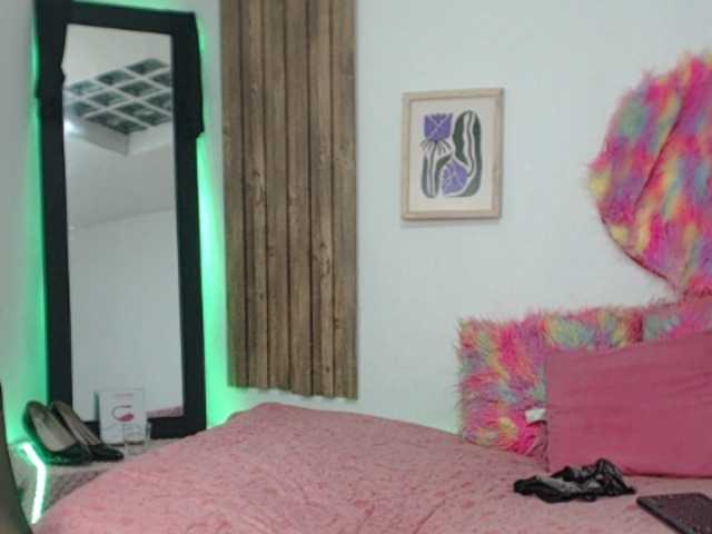RossyLenon live cam on BongaCams