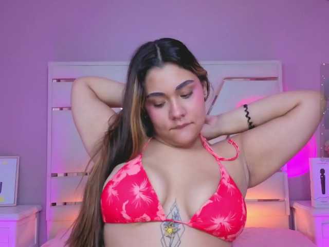 AlannaRousse live cam on BongaCams