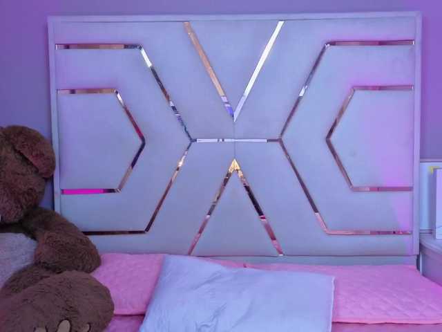 AlannaRousse live cam on BongaCams