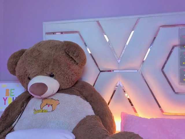 AlannaRousse live cam on BongaCams