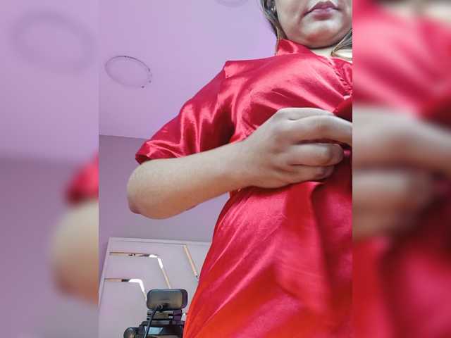 AlannaRousse live cam on BongaCams