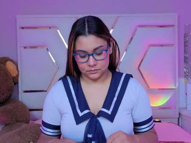 AlannaRousse live webcam show