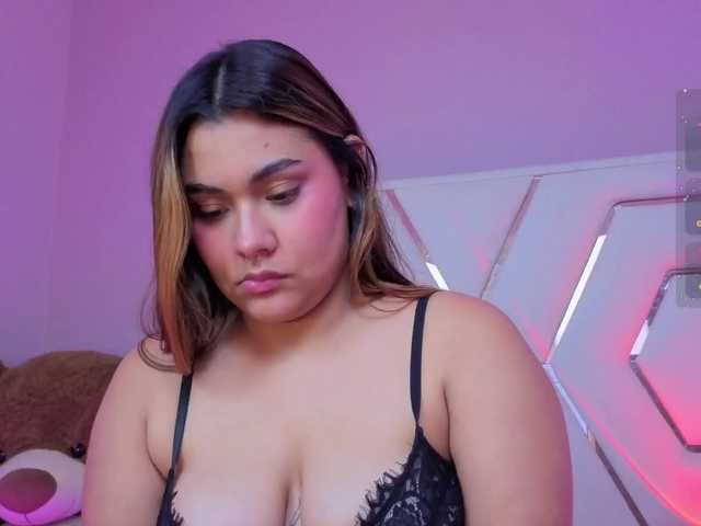 AlannaRousse live webcam show