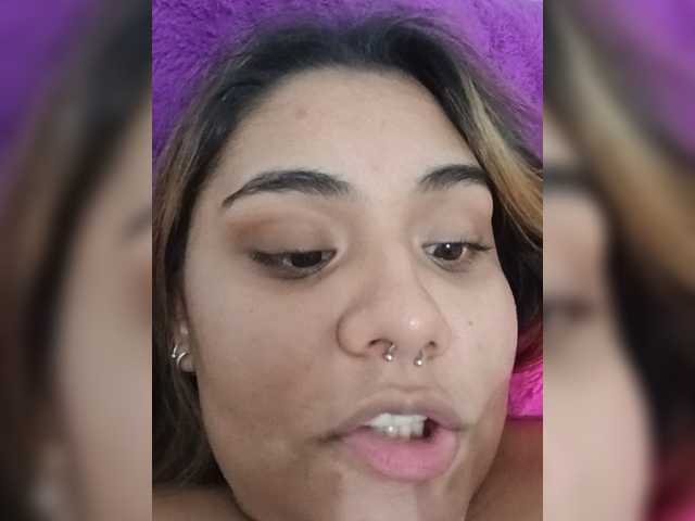 AlannaRousse live cam on BongaCams