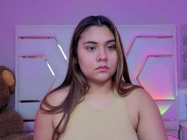 AlannaRousse live webcam show