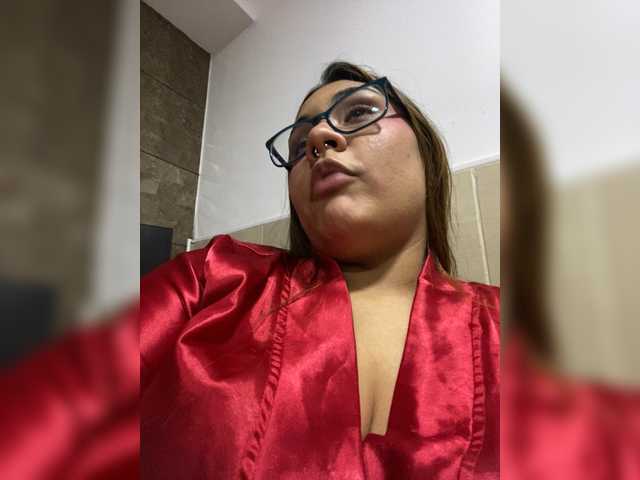 AlannaRousse live cam on BongaCams