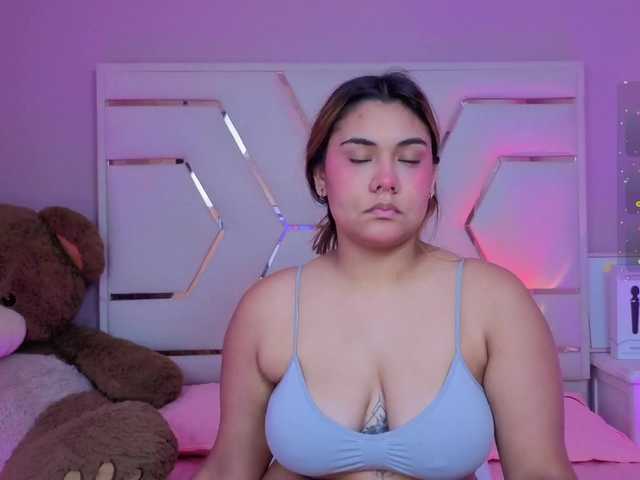 AlannaRousse live webcam show