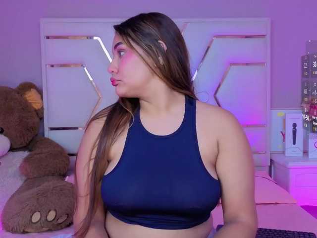AlannaRousse live webcam show