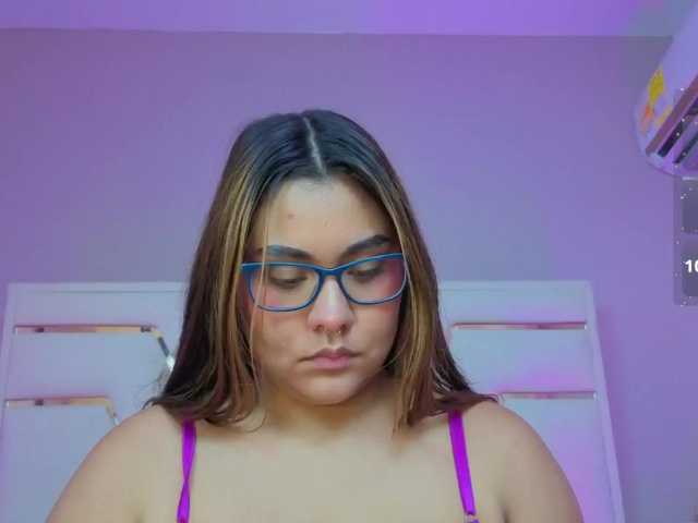 AlannaRousse live cam on BongaCams