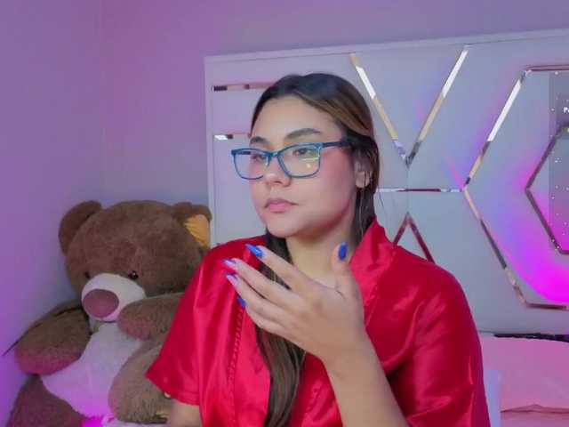 AlannaRousse live cam on BongaCams