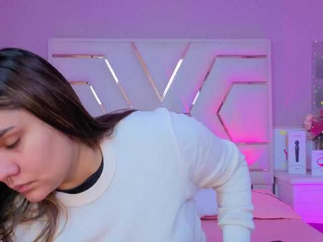 AlannaRousse live webcam show
