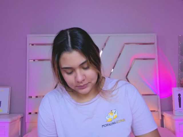 AlannaRousse live cam on BongaCams