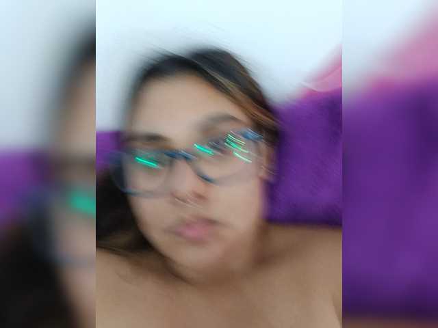 AlannaRousse live cam on BongaCams