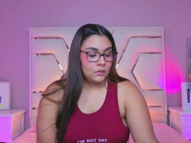 AlannaRousse live cam on BongaCams