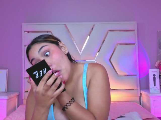 AlannaRousse live cam on BongaCams