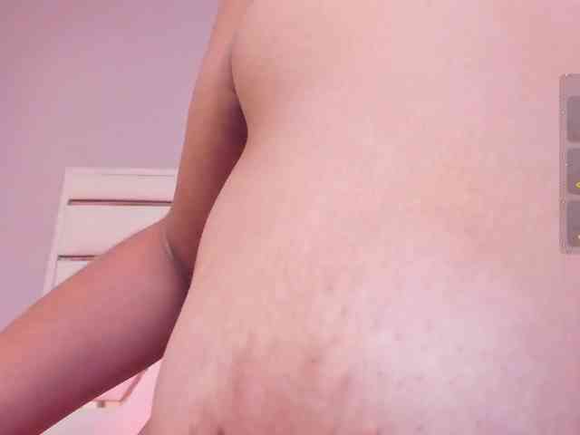 AlannaRousse webcam