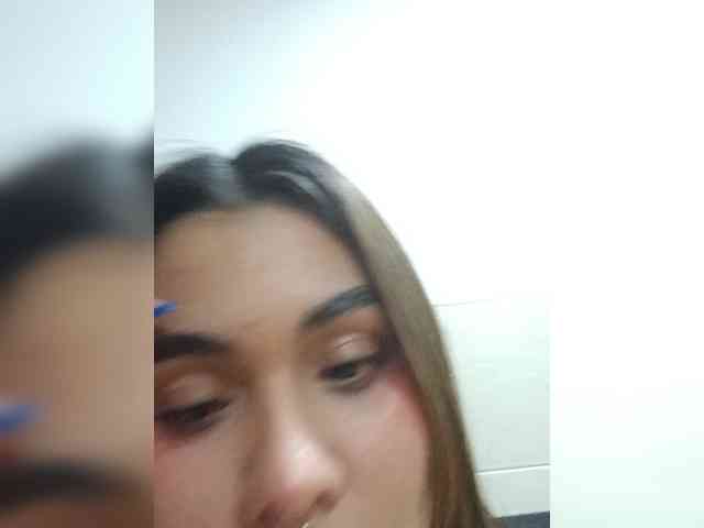 AlannaRousse webcam