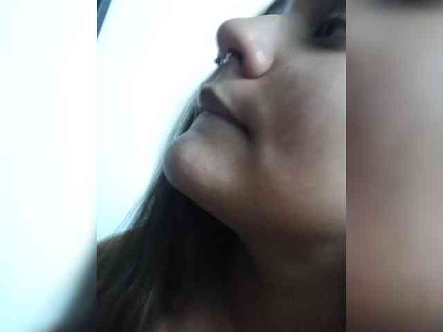 AlannaRousse webcam