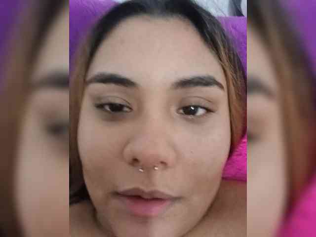 AlannaRousse webcam
