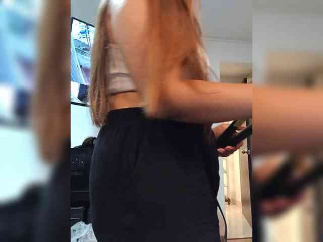 AlannaRousse webcam