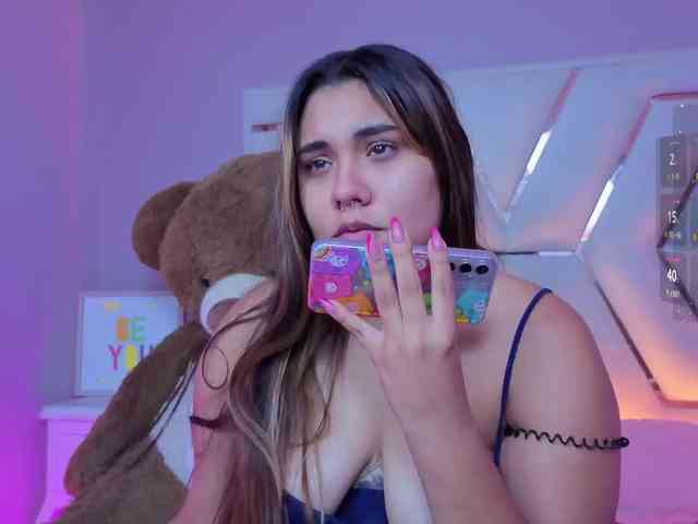 AlannaRousse webcam