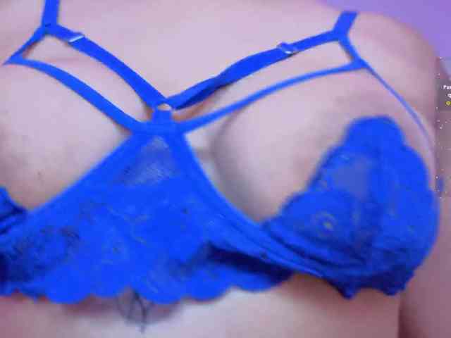 AlannaRousse webcam
