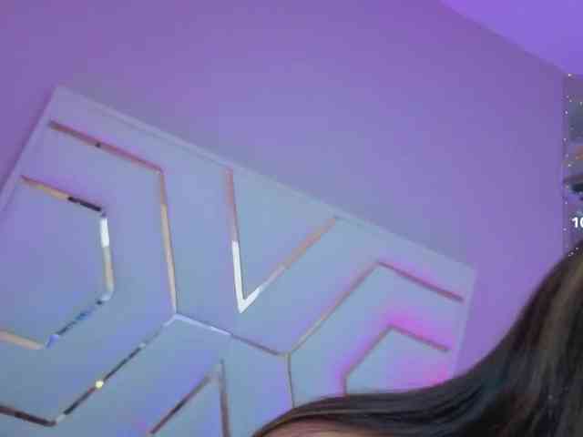AlannaRousse webcam