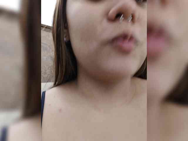 AlannaRousse webcam
