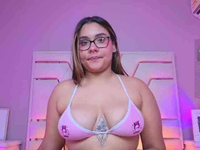 AlannaRousse webcam