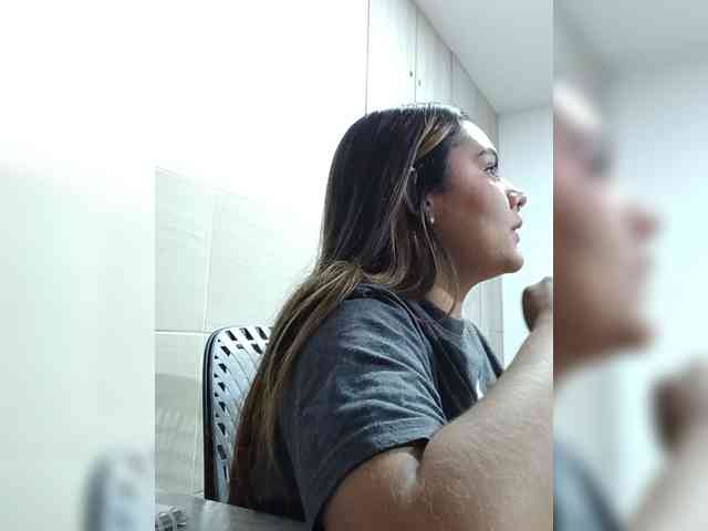 AlannaRousse webcam