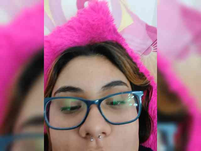 AlannaRousse webcam