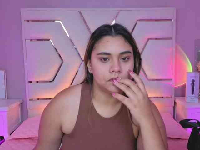 AlannaRousse webcam