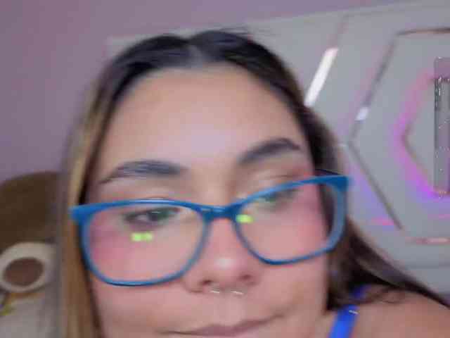AlannaRousse webcam