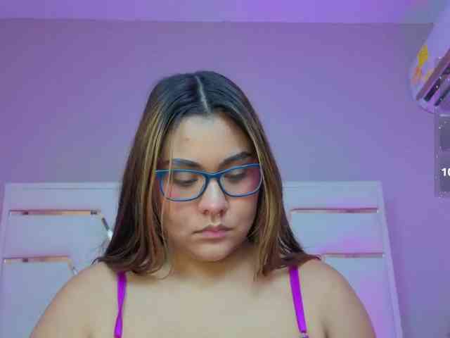 AlannaRousse webcam